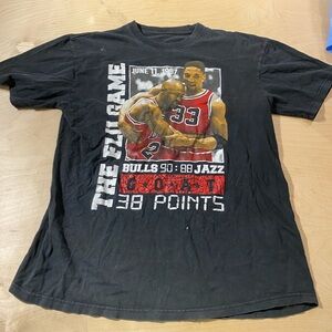 Vintage Jordan The Flu Game Black Graphic T-Shirt XXL (LU)